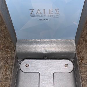 1/4 ct diamond earrings